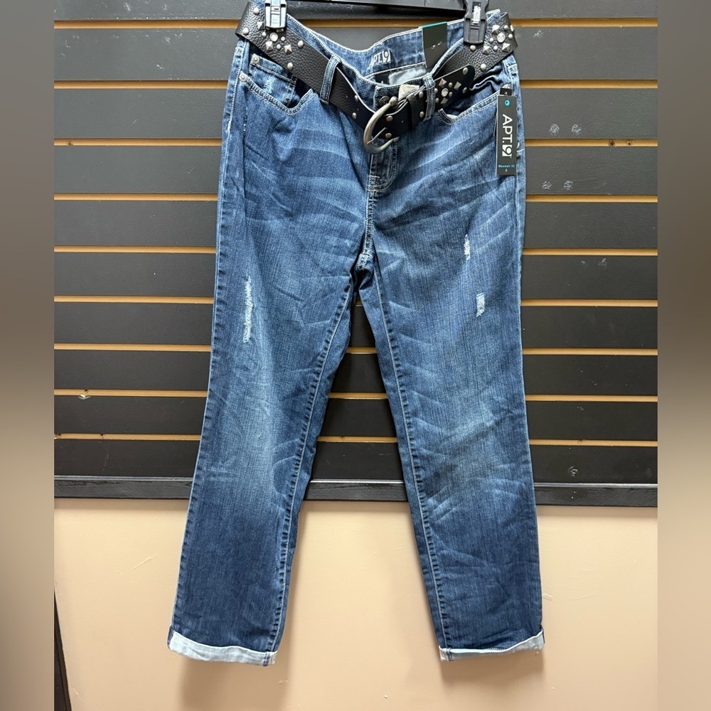 Apt. 9 Women’s Straight Leg Blue Jeans w/ Black Belt Size 8 NWT